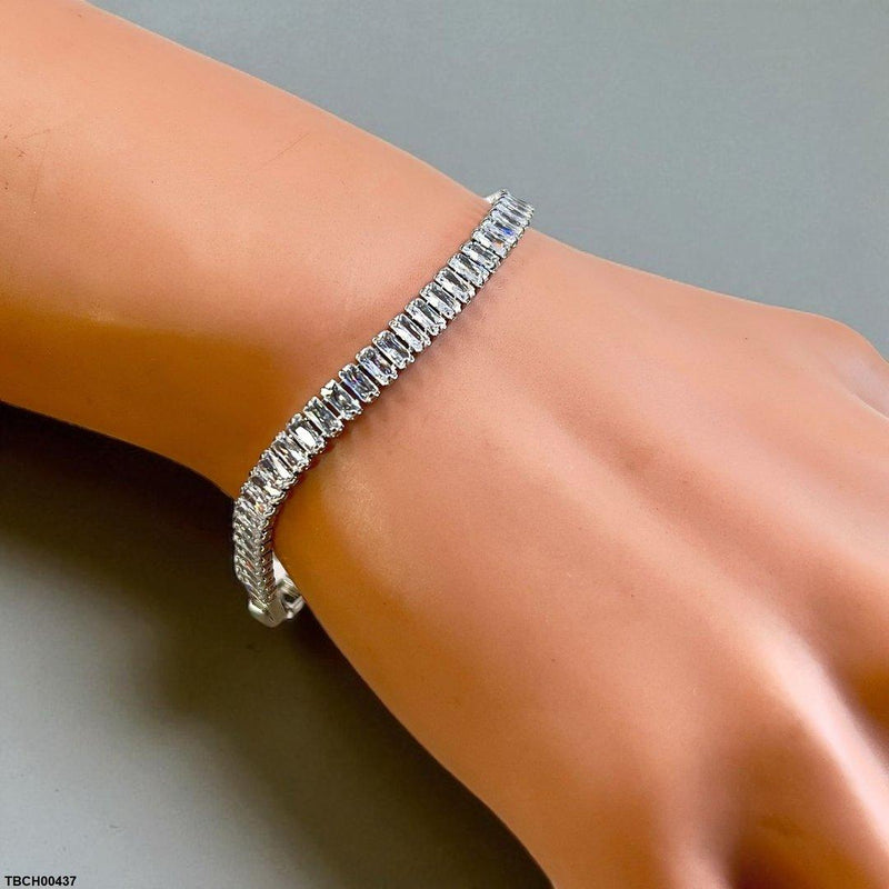 Imp Link Rectangle Bracelet