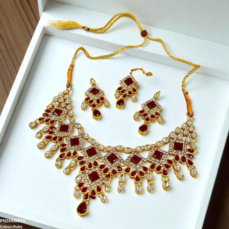 Sqyare/Tear Drop Necklace Set