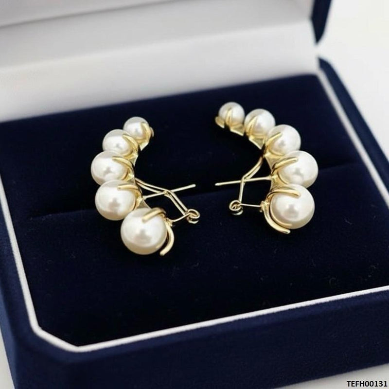 Pearl Ear Cuff