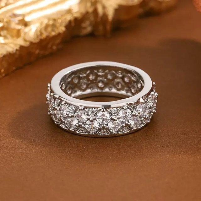 Round Stone Zircon Ring
