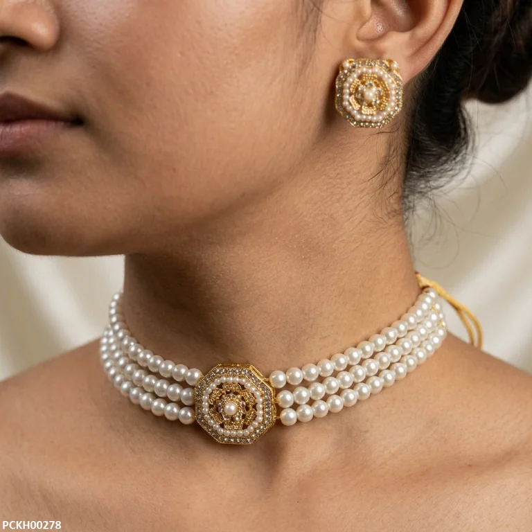 Flower Pearl Choker Set