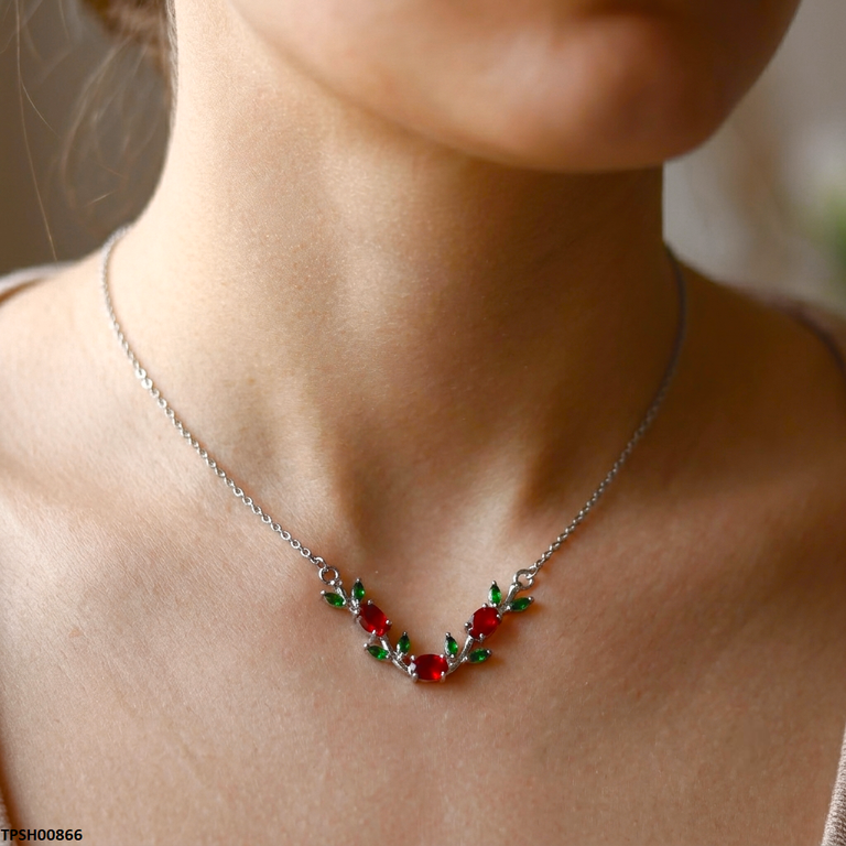 Tulip Leaf Stone Pendant with Chain
