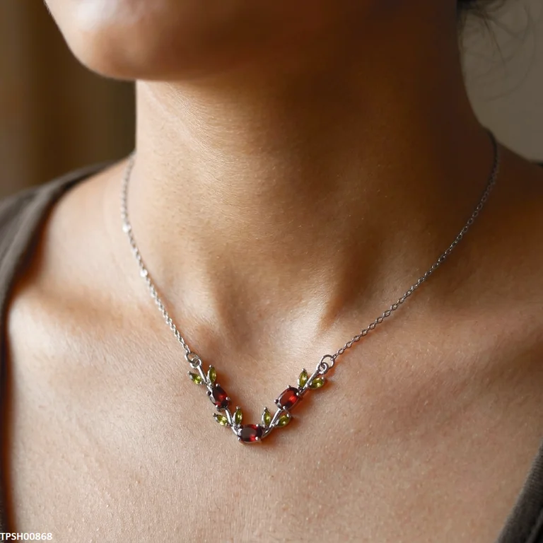 Tulip Leaf Stone Pendant with Chain