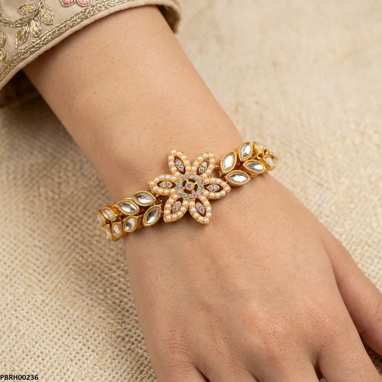 Pearl Flower Bracelet