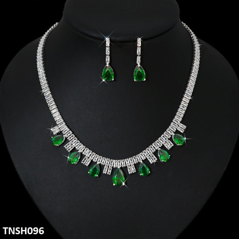 Baguette Tear Necklace Set