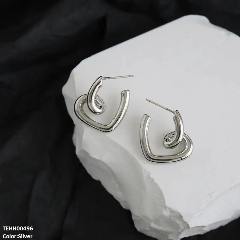 Curb Ear Hoops Pair