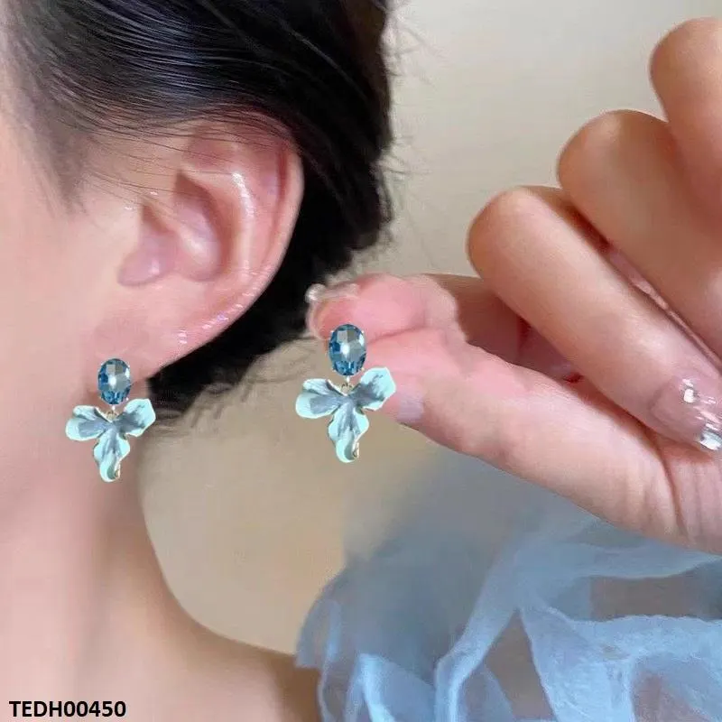 Oval Zircon Stone Leaf Drop Earrings