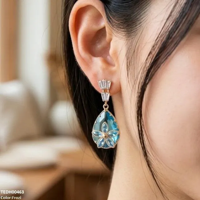 Tear/Flower Zircon Earrings