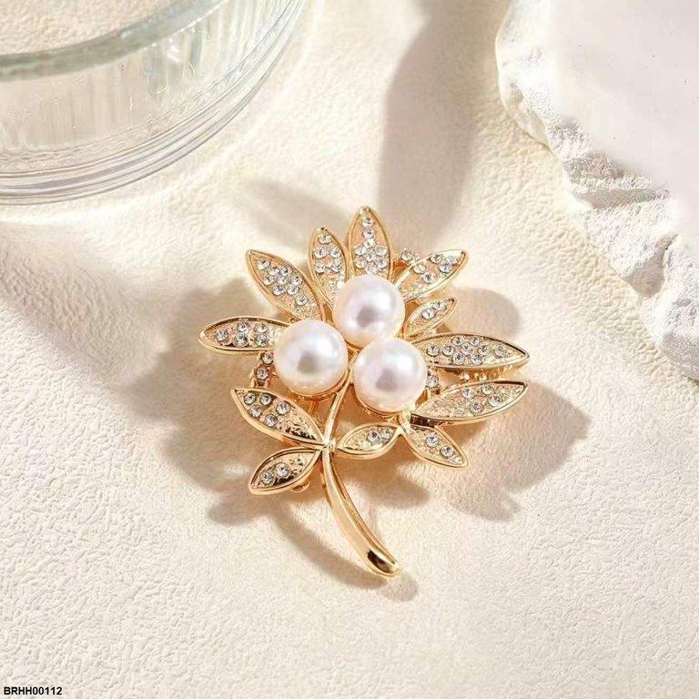 Pearl Berry Zircon Broach