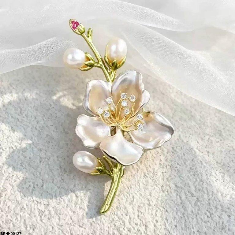 Mongolia Flower Broach