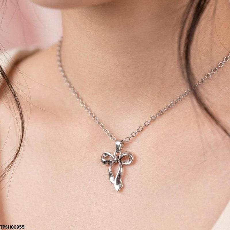 Tie Bow Chain Pendant