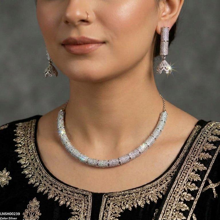 Ris Imported Zircon Jumki Drop Necklace Set