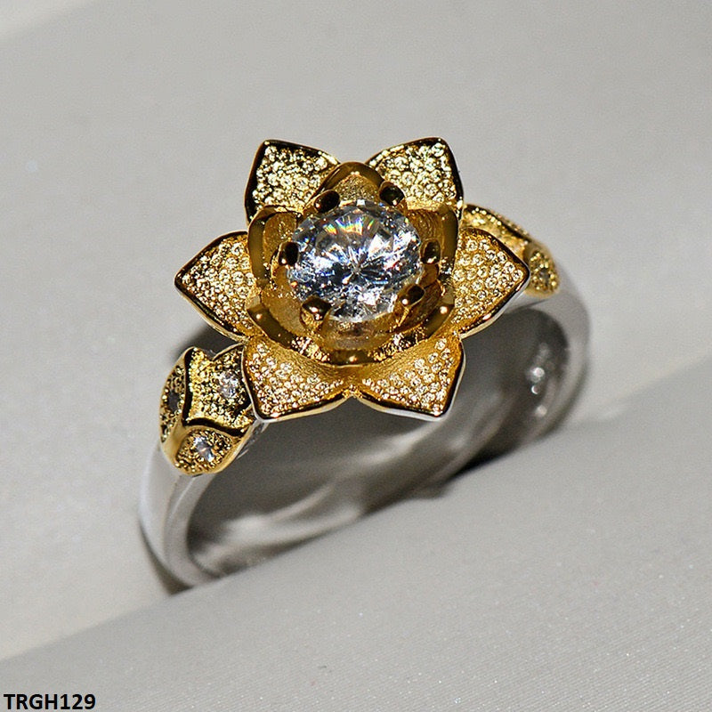 Round Flower Ring