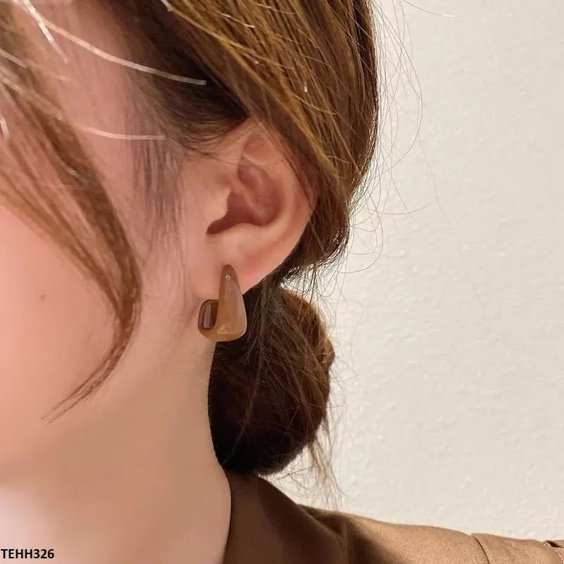 Curb Ear Hoops Pair
