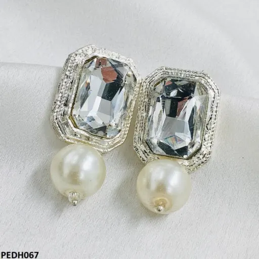 Radiant Pearl Earrings Drop Pair