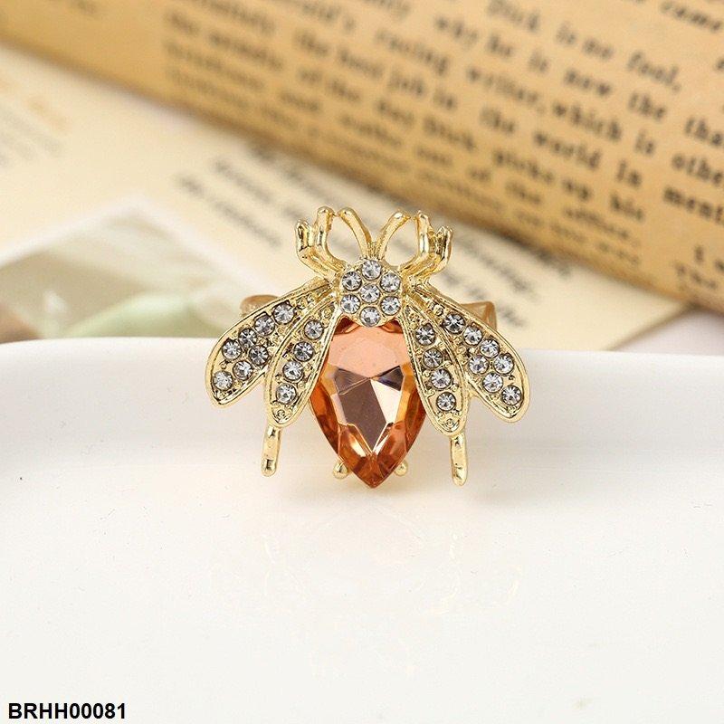 Bee Broach