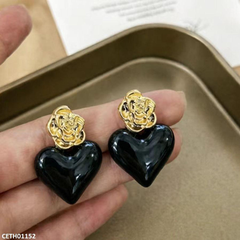 Black Heart Tops Pair