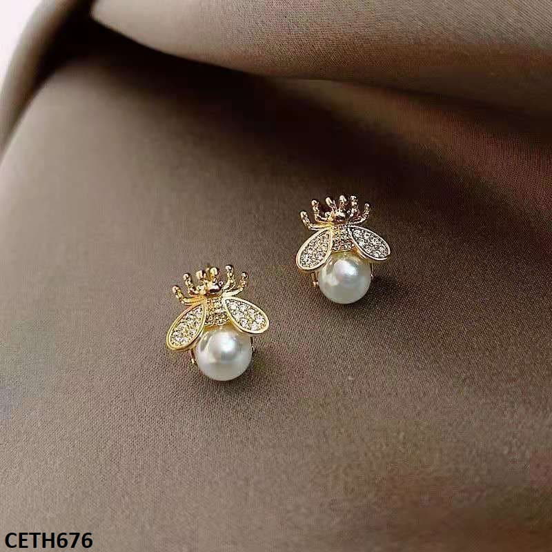 Pearl Butterfly Stud Tops Pair