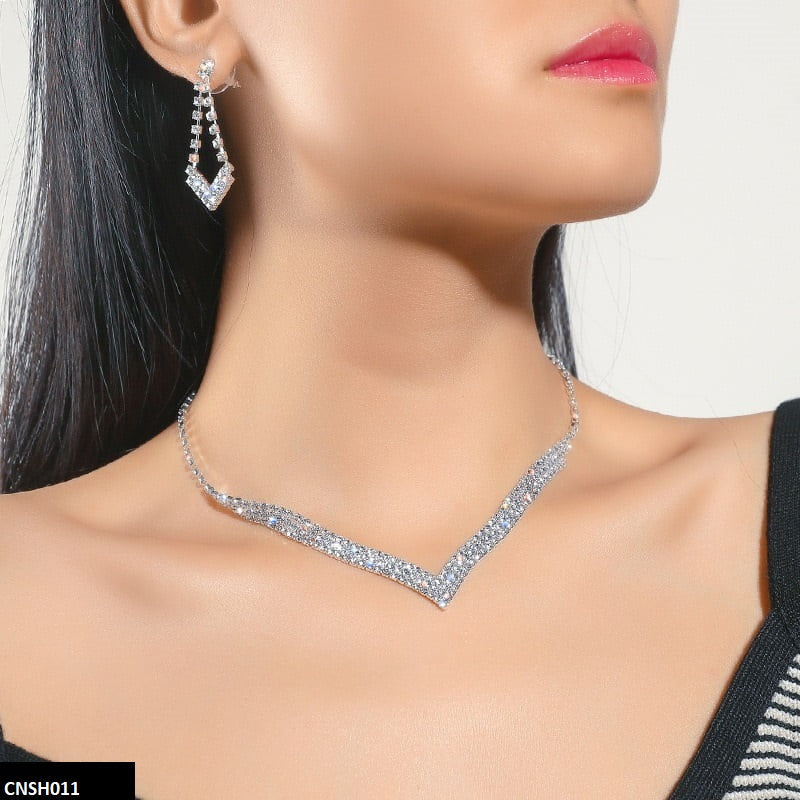 Boad Necklace Set