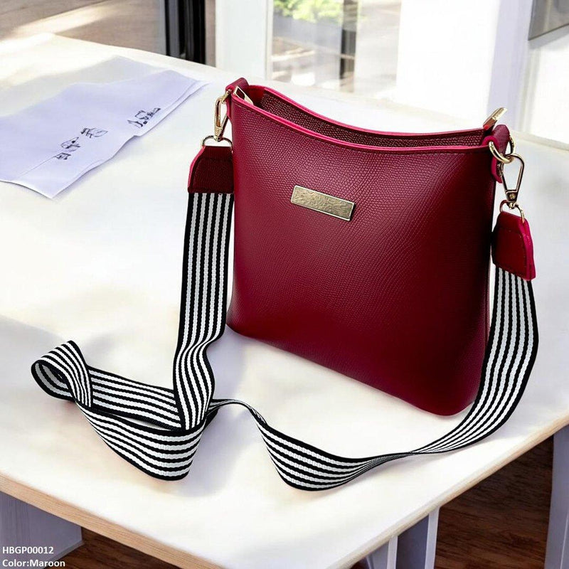 Trendy Ladies Hand Bag