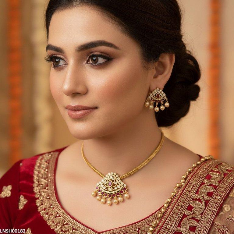 Tear Round Pearl Drop Necklace Set