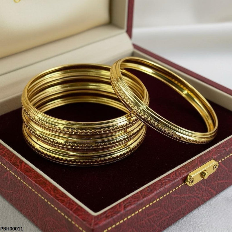 Cut/Engraved Bangles Set