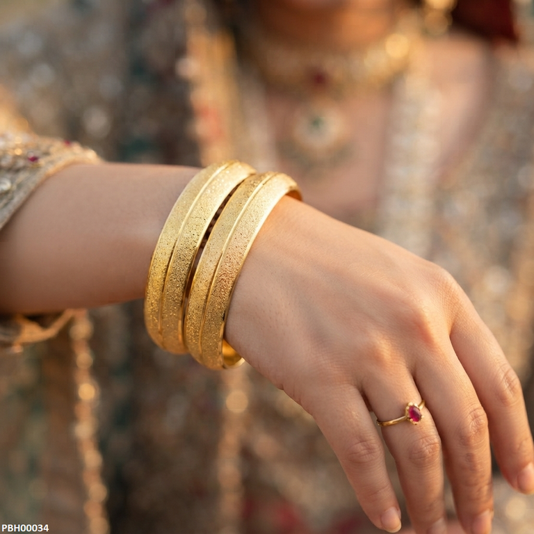 Textured Gold Bangle