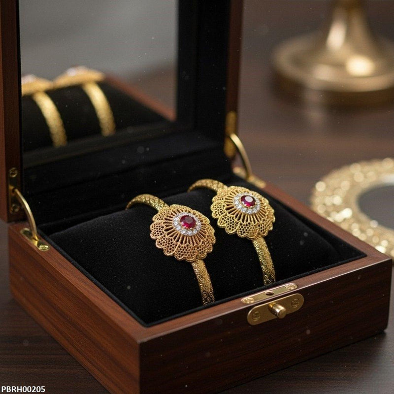 Round Red Stone Flower Bangle Set