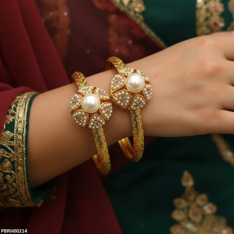 Pearl Flower Bangles Set