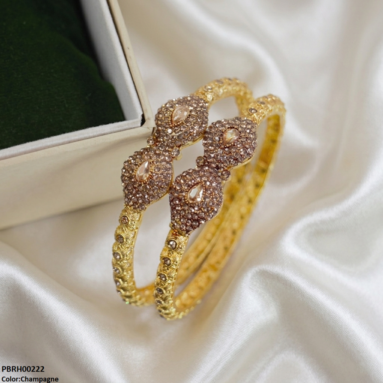 Tear Stone Bracelet