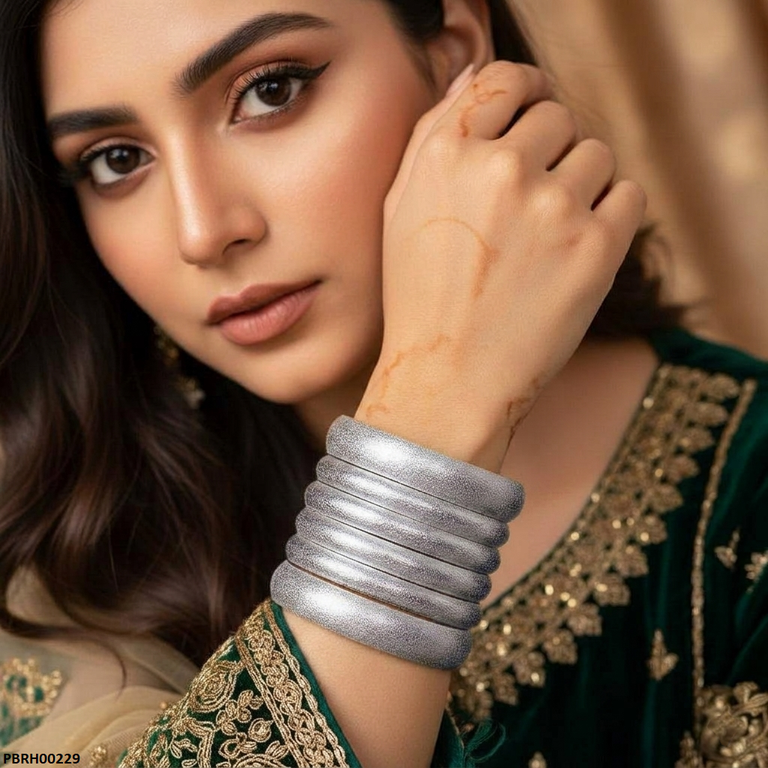Round Plane Silver Bangles