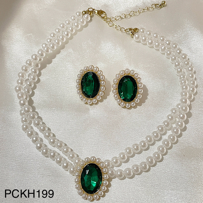 Pearl Oval Choker Set