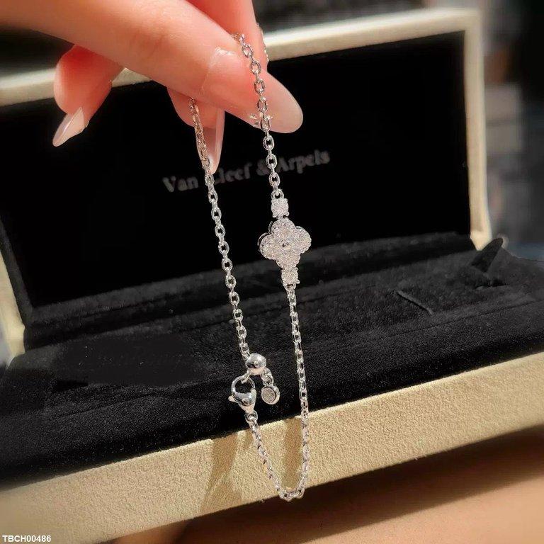 Flower Bracelet Adjustable