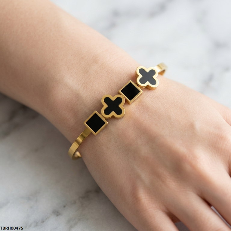 Stainless Steel Square Clover Round Braclet