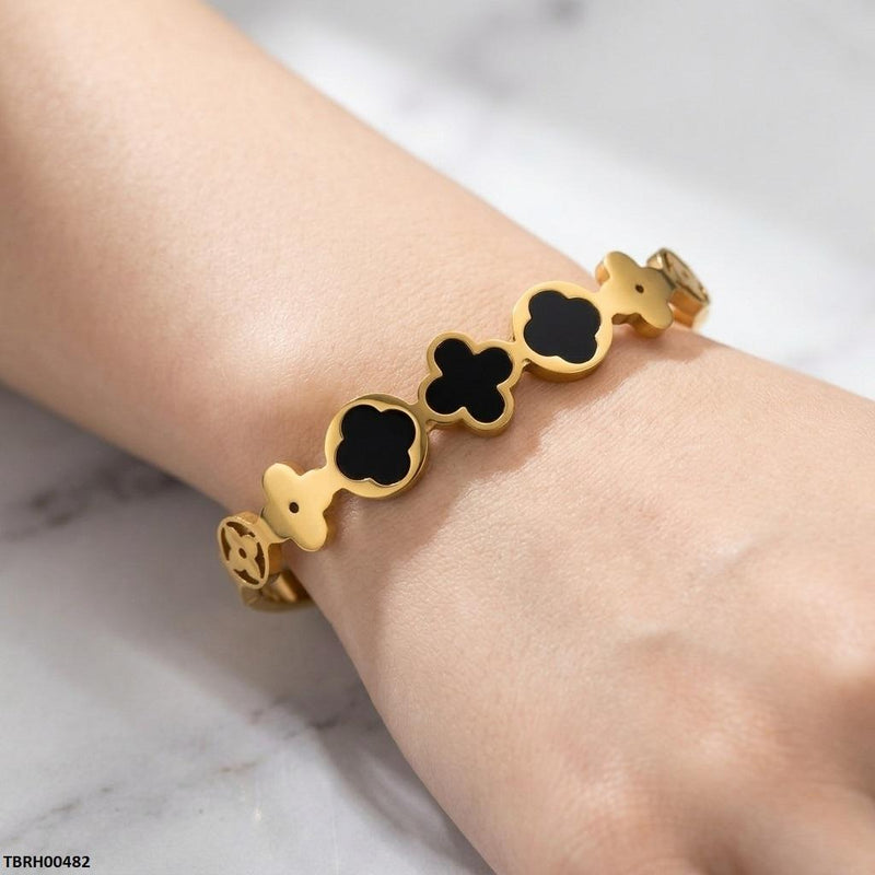 Stainless Steel Flower Shape Braclet