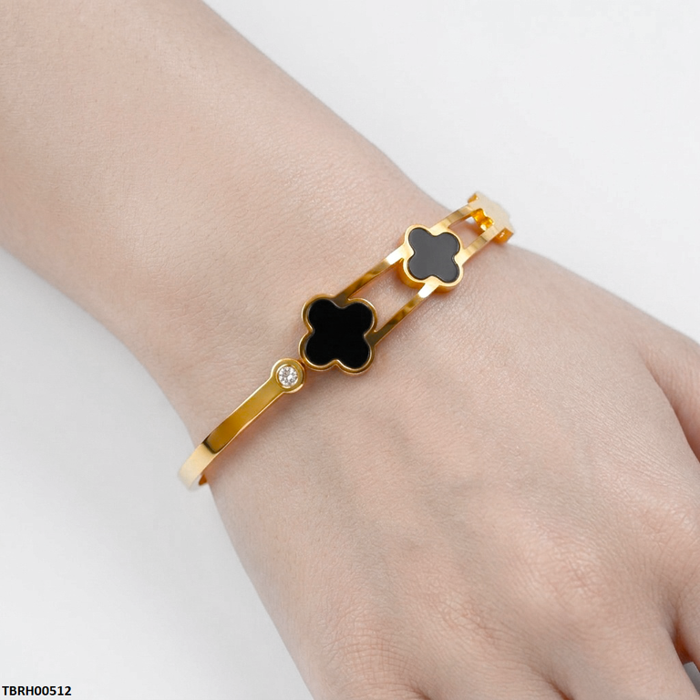 Round Double Clover Stainless Steel Bracelet Adjustable