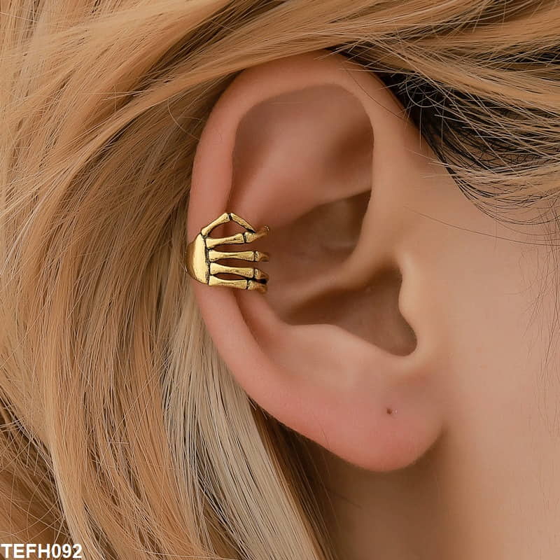 Skeleton Hand Ear Cuff Single