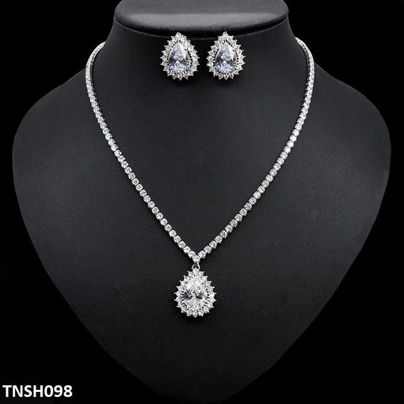 Square Tear Necklace Set