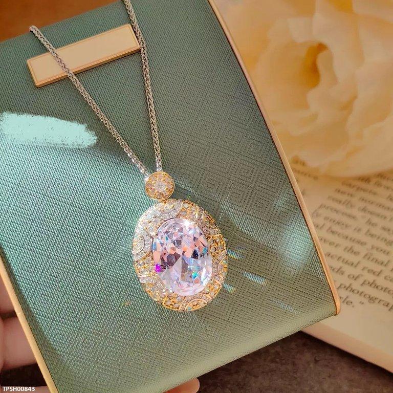 Oval Zircon Pendant with Chain