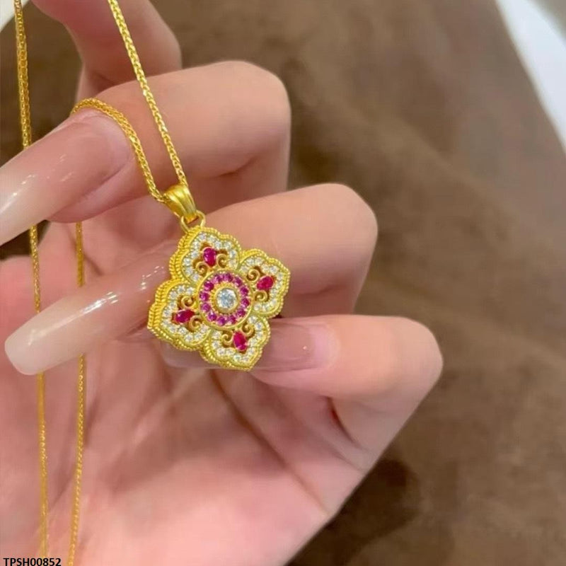 Flower Zircon Stone Pendant