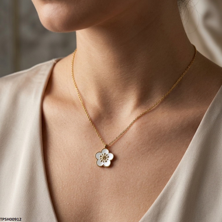 Stainless Steel Flower Pendant