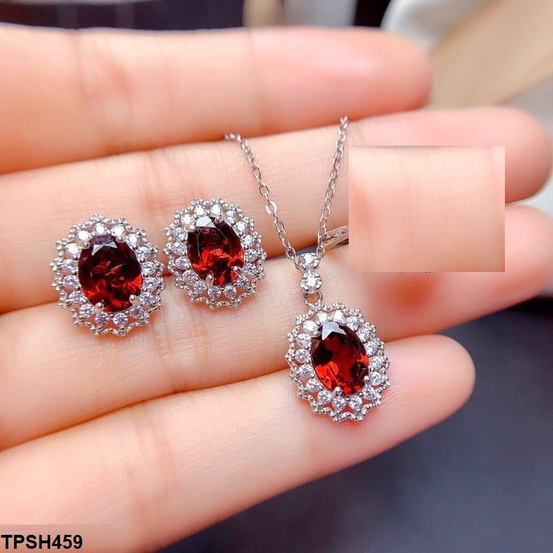 Oval Pendant Set