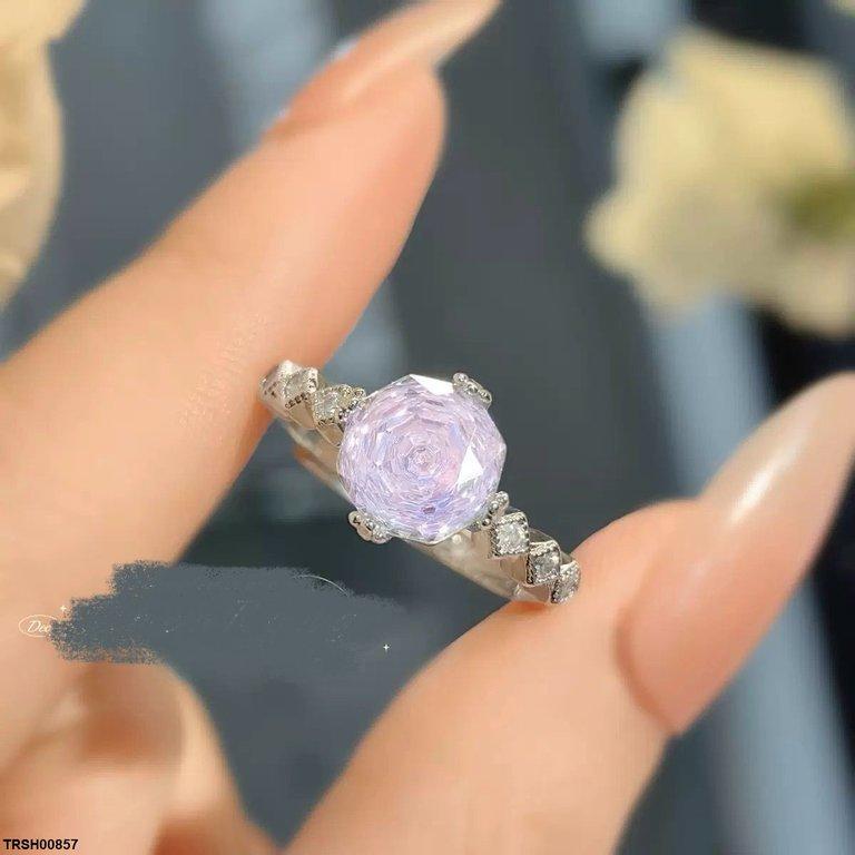 Round Zircon Ring Adjustable