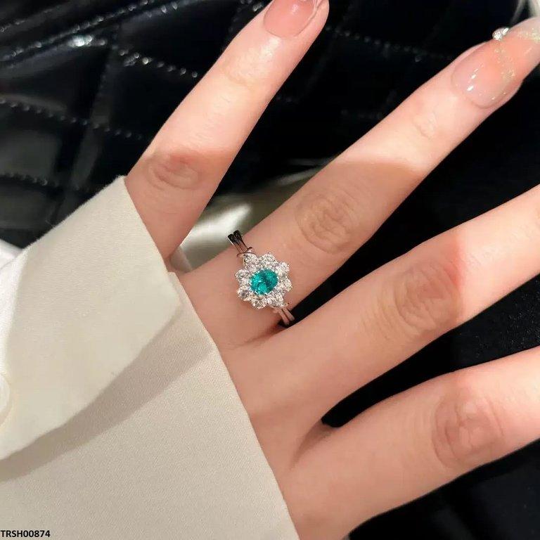 Oval Flower Zircon Adjustable Ring