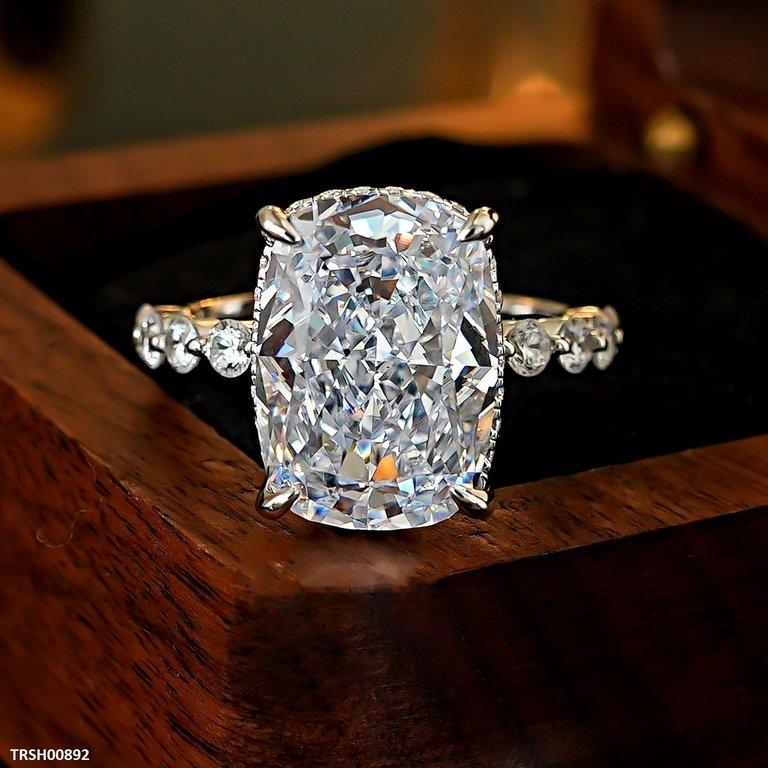Oval Zircon Stone Ring Adjustable