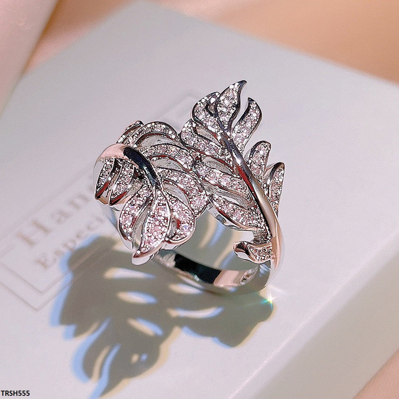 Double Leaf Zircon Ring